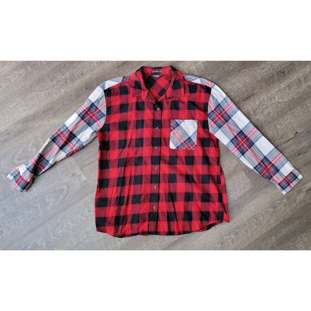 Eddie Bauer Boyfriend Button Down Womens L Red Black Unique Plaid Flannel Cotton - Picture 5 of 14